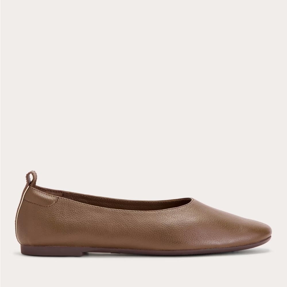 Everlane Day Glove Leather Flats in Cocoa - Picture 3 of 3